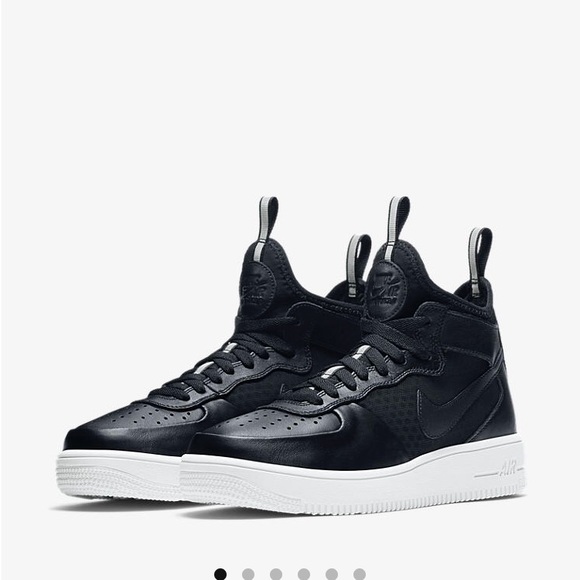 Nike Air Force 1 Ultraforce Mid Sneaker Black - Picture 2 of 8